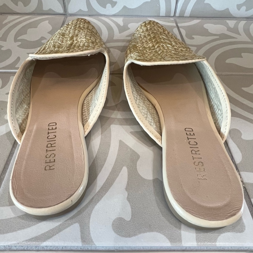 Restricted Mules - Picture 6 of 6
